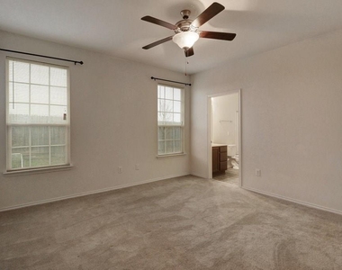 11208 Kildoon Dr - Photo Thumbnail 10