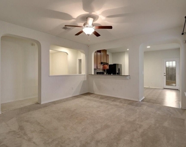 11208 Kildoon Dr - Photo Thumbnail 7