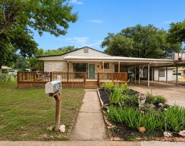 1700 W 7th St - Photo Thumbnail 21