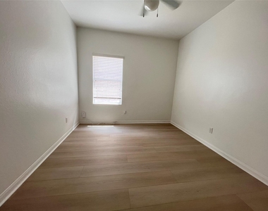 13509 Coomer Path - Photo Thumbnail 8