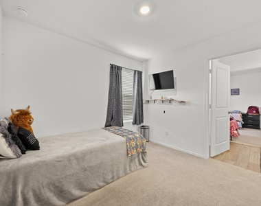 2321 Four Waters Loop - Photo Thumbnail 29