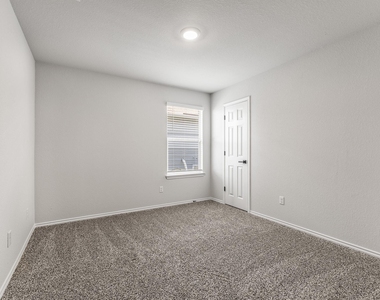 1427 Brookfield St - Photo Thumbnail 12
