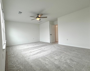 1602 Iberville Dr - Photo Thumbnail 10