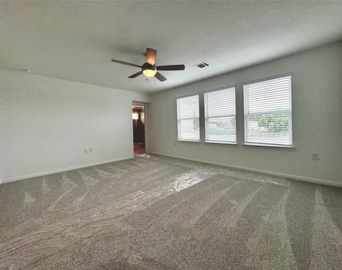 1602 Iberville Dr - Photo Thumbnail 9