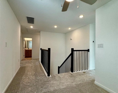 1602 Iberville Dr - Photo Thumbnail 12