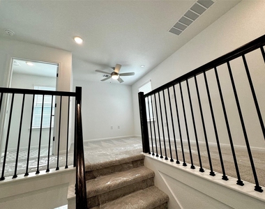 1602 Iberville Dr - Photo Thumbnail 7