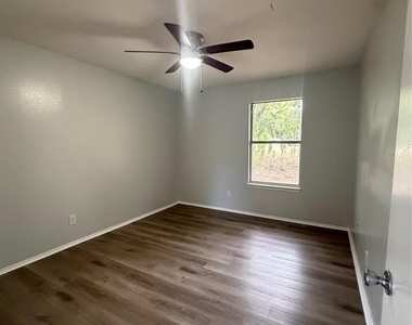 509 Central Ave - Photo Thumbnail 3