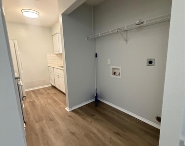 509 Central Ave - Photo Thumbnail 9