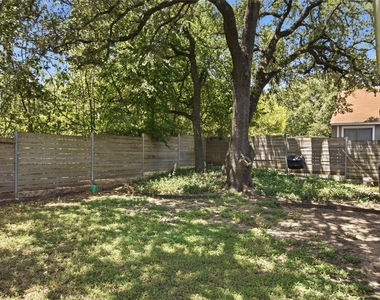 6107 Avery Island Ave - Photo Thumbnail 23