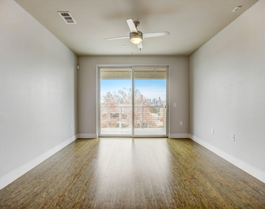 2724 Treble Ln - Photo Thumbnail 17