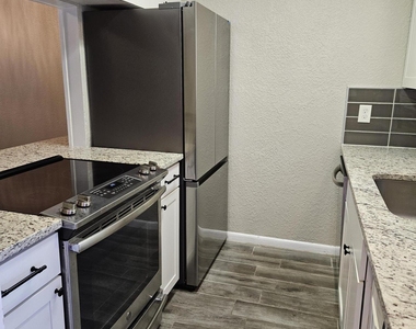 4836 Atlantic Boulevard - Photo Thumbnail 9