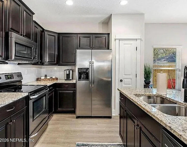 1514 Flagler Avenue - Photo Thumbnail 6