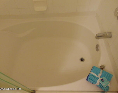 8601 Beach Boulevard - Photo Thumbnail 17