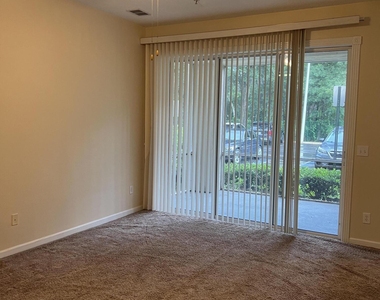 8601 Beach Boulevard - Photo Thumbnail 7