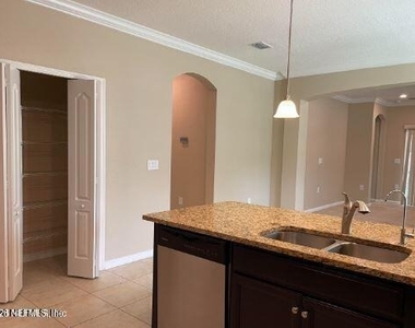 187 Asbury Hill Court - Photo Thumbnail 10