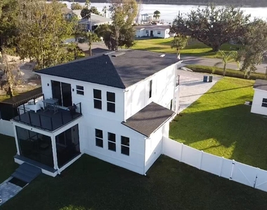 5395 Heckscher Drive - Photo Thumbnail 2