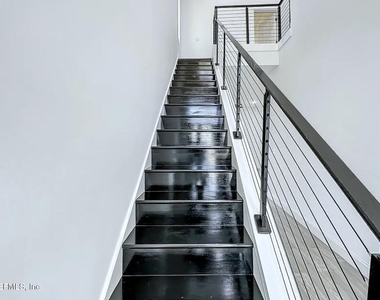 5395 Heckscher Drive - Photo Thumbnail 12