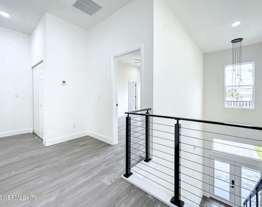 5395 Heckscher Drive - Photo Thumbnail 13