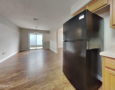 5629 Ellis Trace Drive - Photo Thumbnail 6