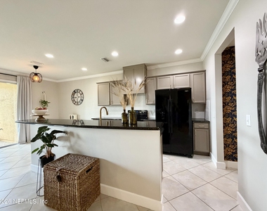 14164 Mahogany Avenue - Photo Thumbnail 9