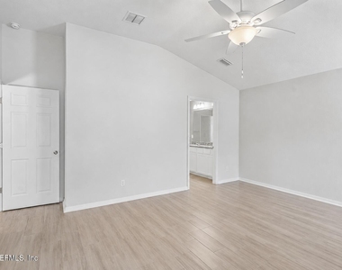 6117 Patriots Landing Lane - Photo Thumbnail 16