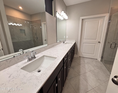 212 Willow Creek Court - Photo Thumbnail 33