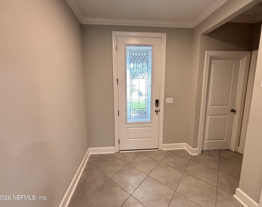212 Willow Creek Court - Photo Thumbnail 3