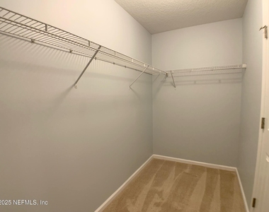 3201 Deer Creek Drive - Photo Thumbnail 22