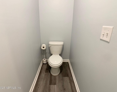 3201 Deer Creek Drive - Photo Thumbnail 20