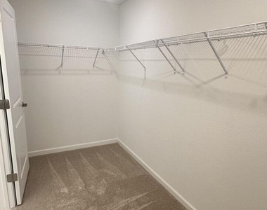 47 Carbonell Place - Photo Thumbnail 11