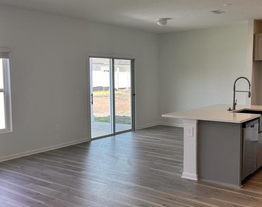 47 Carbonell Place - Photo Thumbnail 3