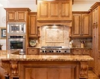 5352 Lacosta Lane - Photo Thumbnail 14