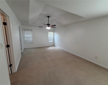 1430 Whatley Mill Circle - Photo Thumbnail 2