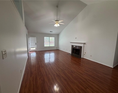 1430 Whatley Mill Circle - Photo Thumbnail 10