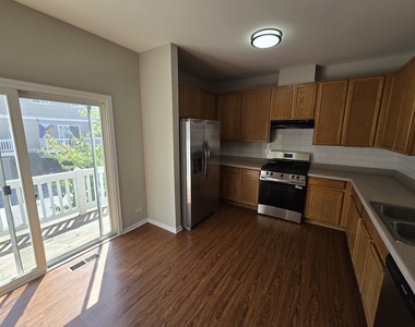 2322 Twilight Drive - Photo Thumbnail 1
