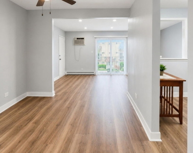 4208 Bonhill Drive - Photo Thumbnail 4