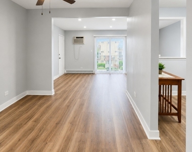4208 Bonhill Drive - Photo Thumbnail 5