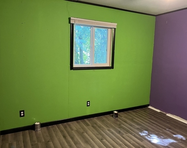 513 E Main Street - Photo Thumbnail 17