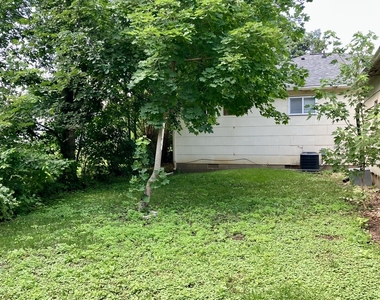 513 E Main Street - Photo Thumbnail 24