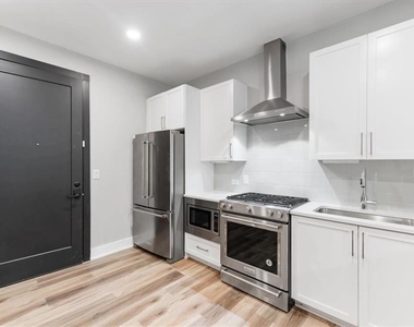 22 Airline Street Ne - Photo Thumbnail 6