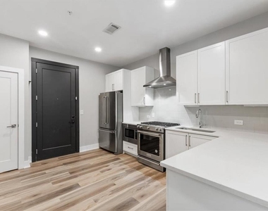 22 Airline Street Ne - Photo Thumbnail 3
