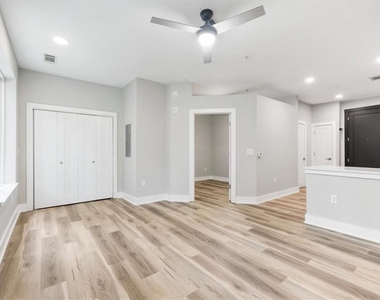 22 Airline Street Ne - Photo Thumbnail 11
