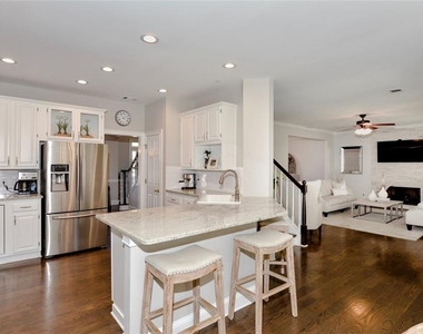 310 Windsor Gate Cove Ne - Photo Thumbnail 21