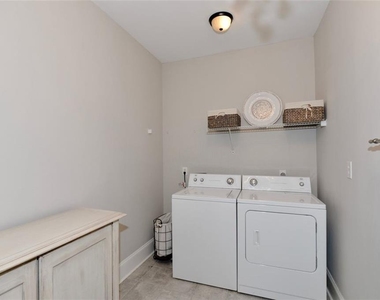 310 Windsor Gate Cove Ne - Photo Thumbnail 28