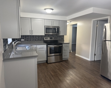 4225 Forest Avenue - Photo Thumbnail 7
