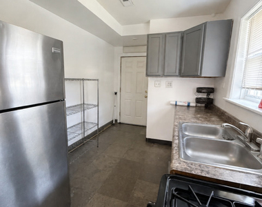 834 N Christiana Avenue - Photo Thumbnail 1