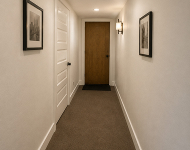644 W Oakdale Avenue - Photo Thumbnail 4
