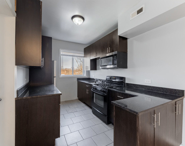 7626 S Drexel Street - Photo Thumbnail 3