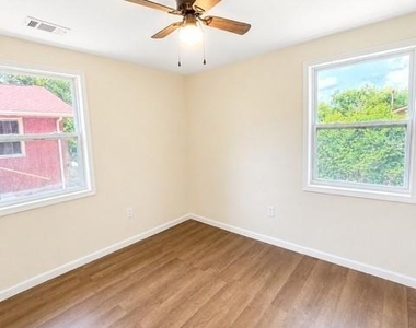 767 Lilly Avenue - Photo Thumbnail 6