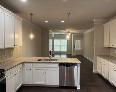 3772 Ledgemont Drive - Photo Thumbnail 11